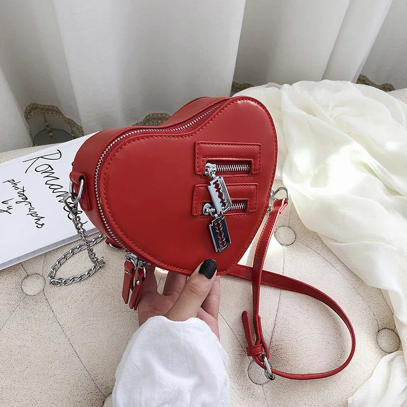 Women Purses And Handbag Fashion Red Love Heart Shape Shoulder Bag Women Chain Crossbody Bag Ladies Purse And Clutch Bag