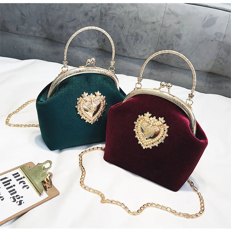 Female Velvet Pearl Handbag Vintage Velour Heart Design Evening Bag Wedding Party Bride Clutch Velour Bag Purse